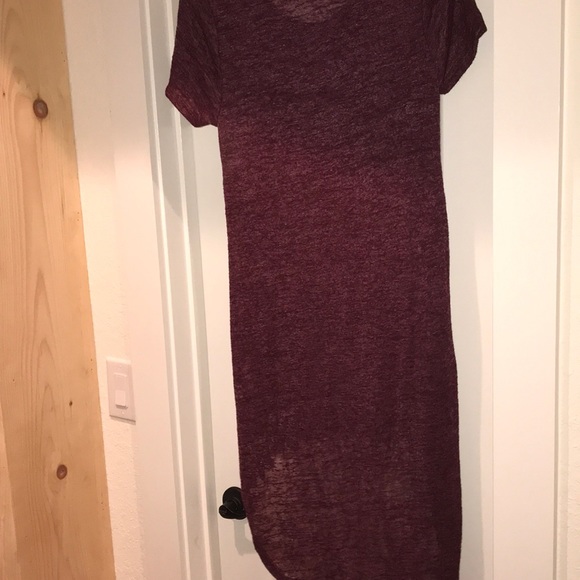 Hi-Low burgundy tunic top. NWOTs - Picture 4 of 4